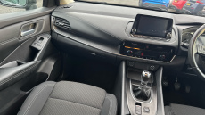 Nissan Qashqai 1.3 DiG-T MH Acenta Premium 5dr Petrol Hatchback